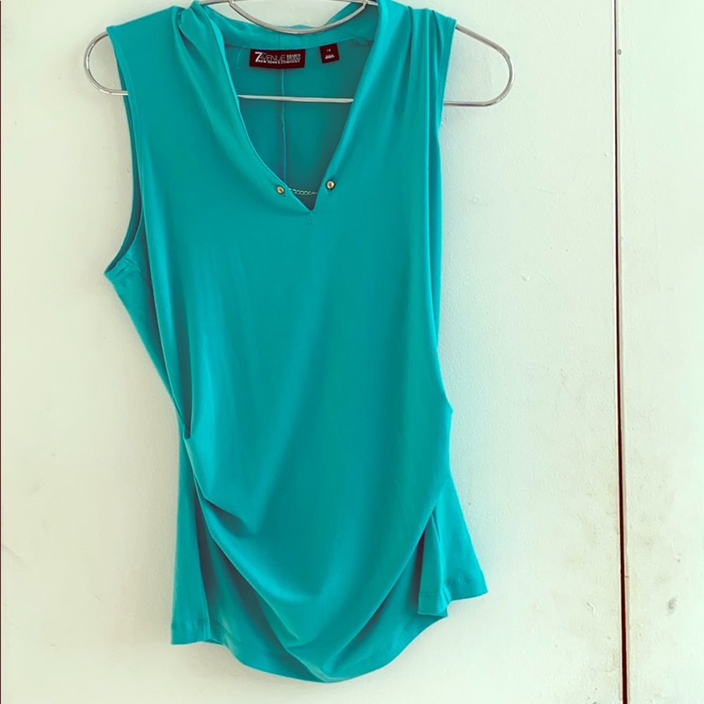 Pretty green blouse